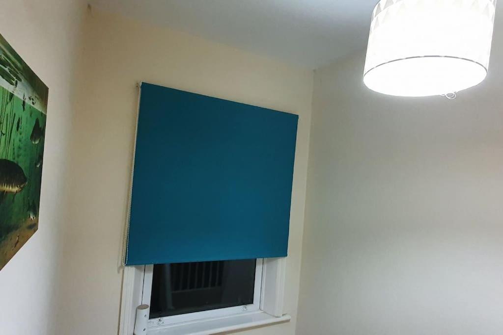 2 Bedroom Flat In Lewisham Sleep 8 Guest London